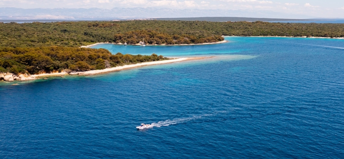 Discover the Island of Happiness on Rivanj Island Private Boat tour ...