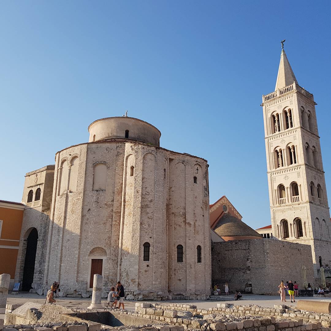 Start the tour of the historic locations in the Zadar archipelago with the city of Zadar