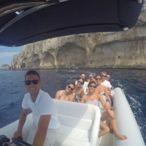 guests-on-a-boat-excursion
