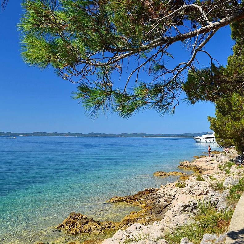 Sabuša bay cover Sabuša bay cover