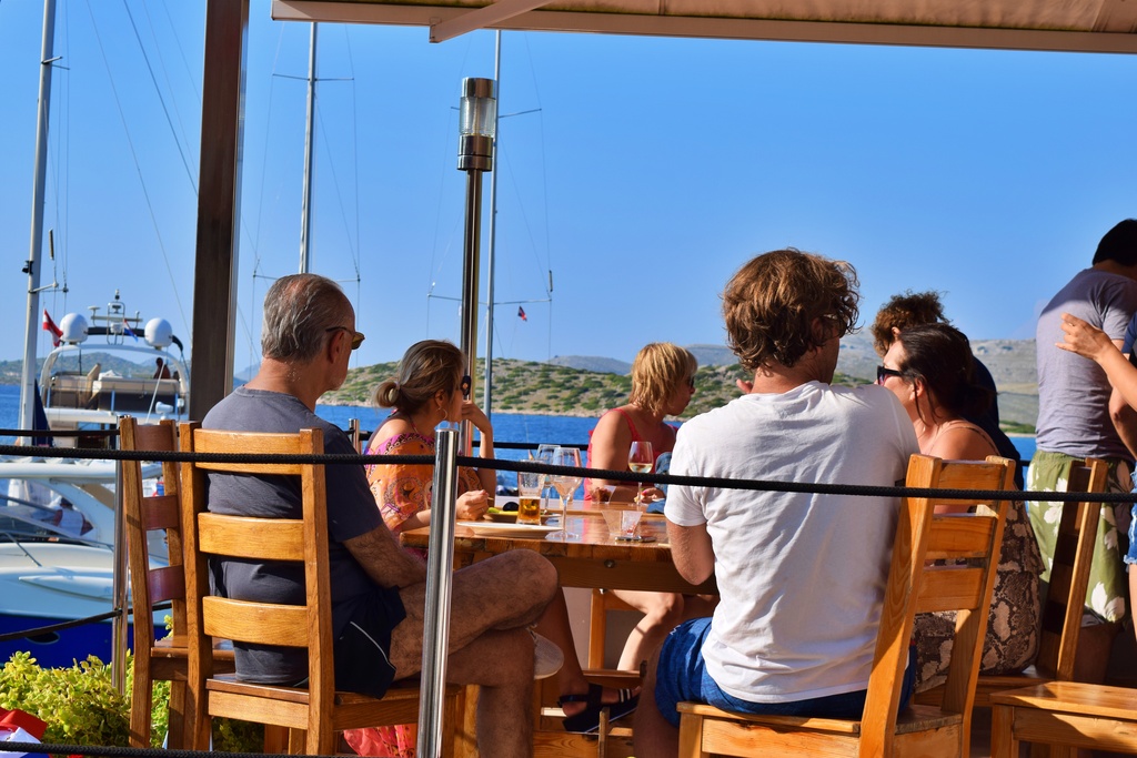 Best family and friends tour (3) Best family and friends tour (3)