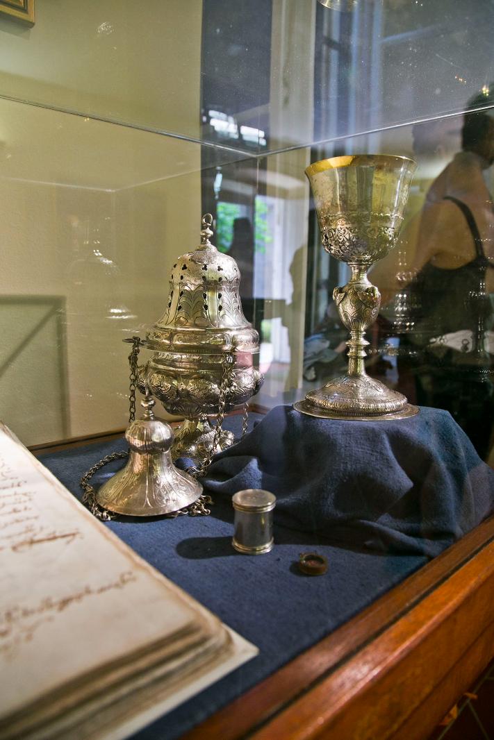 Galevac Private Boat tour, historic monastery tour (10)