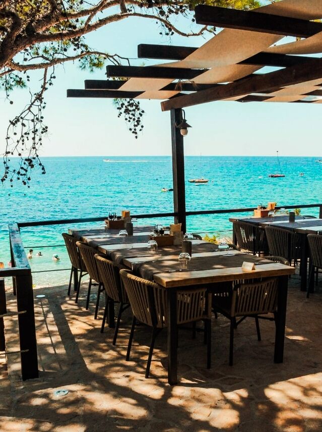 Momi Restaurant Dugi otok on a boat trip with Zadar Archipelago atmosphere